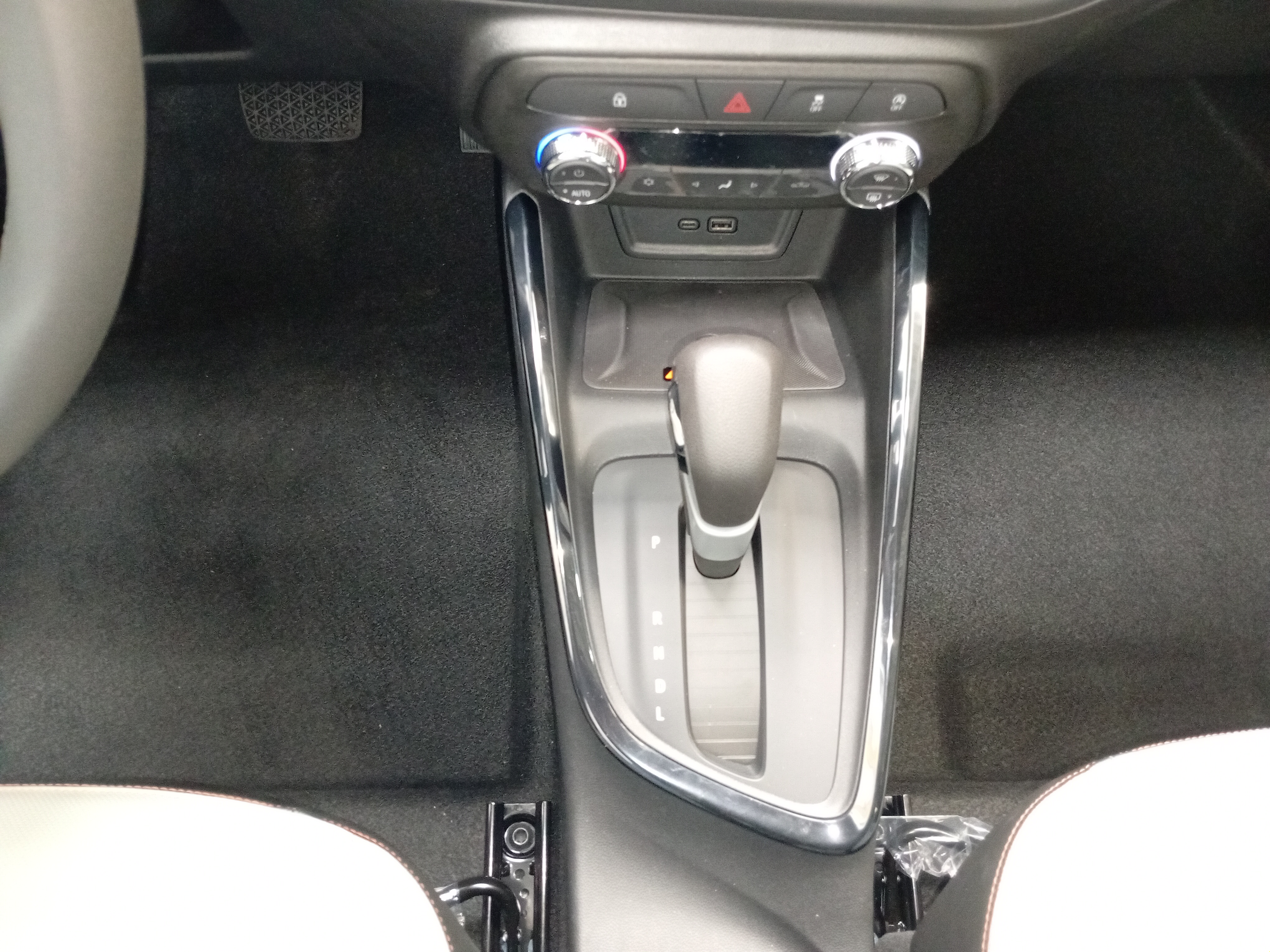 SONIC 1.0 TURBO FLEX PREMIER AUTOMÁTICO7