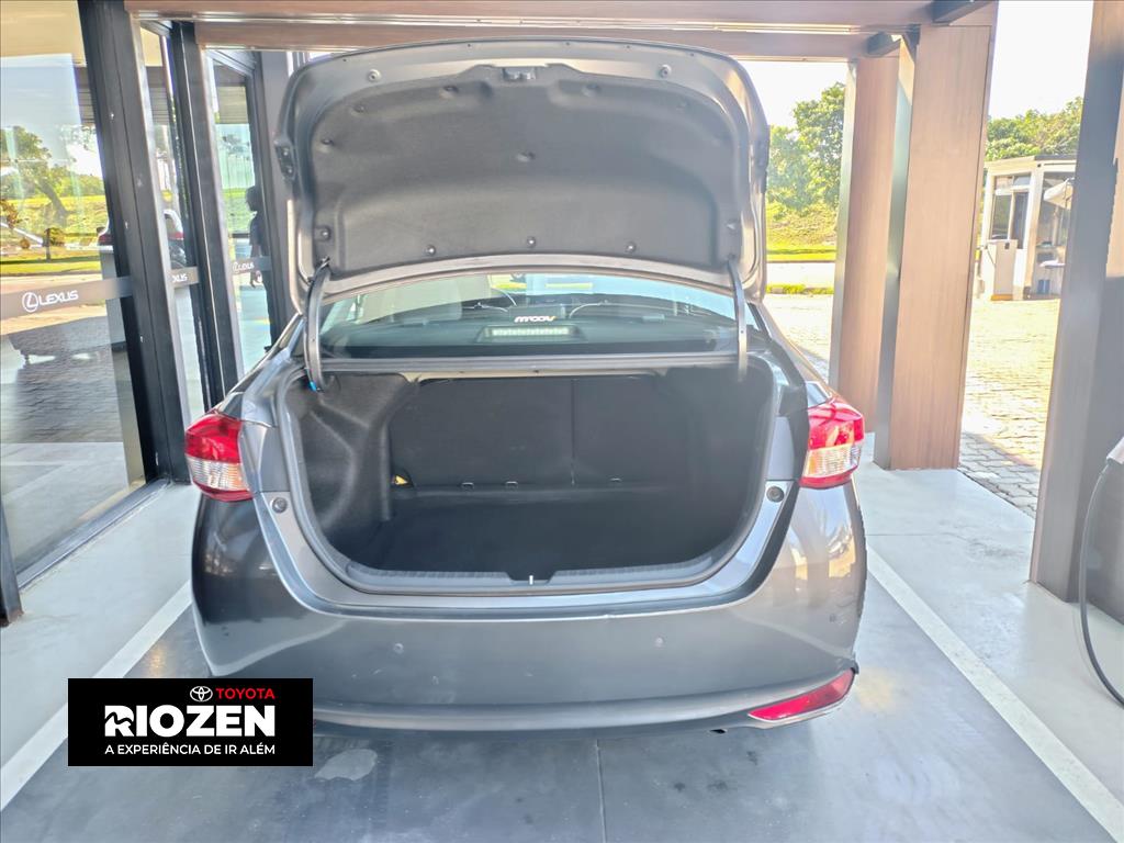 YARIS 1.5 16V FLEX SEDAN XLS CONNECT MULTIDRIVE7