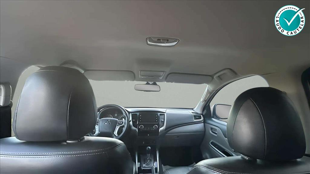 L200 TRITON 2.4 16V TURBO DIESEL SPORT HPE-S CD 4P 4X4 AUTOMÁTICO10