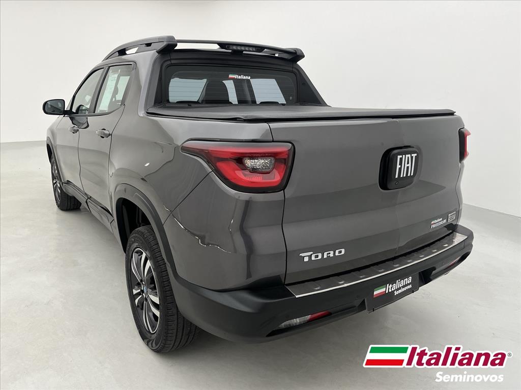 TORO 1.3 TURBO 270 FLEX FREEDOM AT62