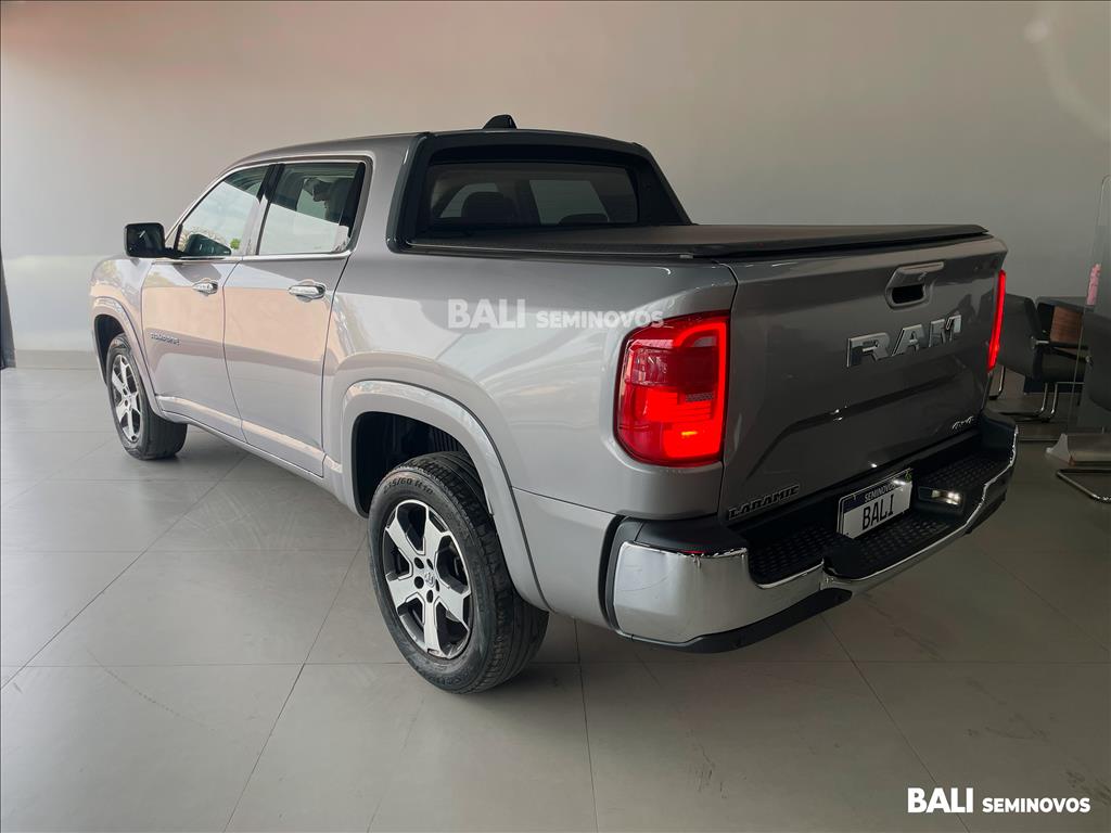 RAMPAGE 2.0 TURBO DIESEL LARAMIE 4X4 AUTOMÁTICO5