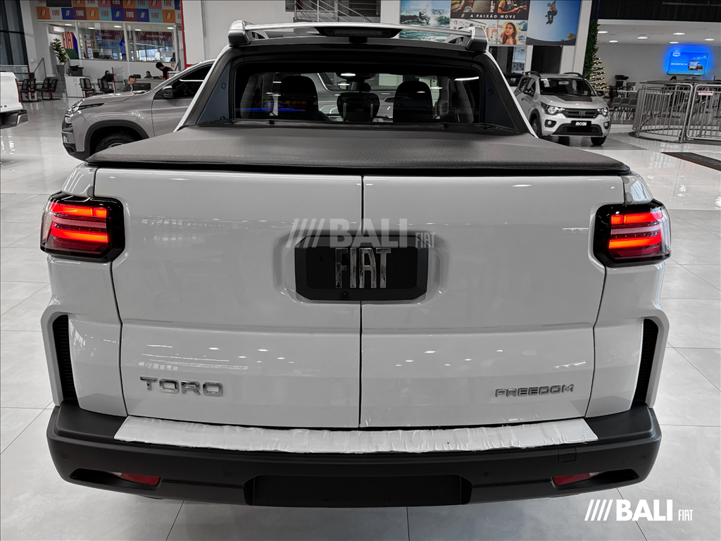 TORO 1.3 TURBO 270 FLEX FREEDOM AT65