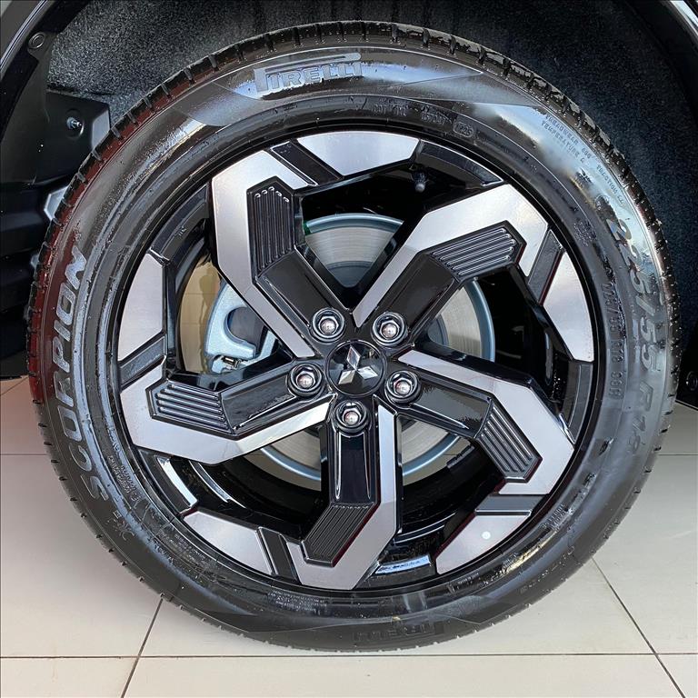 Mitsubishi-ECLIPSE CROSS-1.5 MIVEC TURBO GASOLINA HPE-S BLACK S-AWC CVT