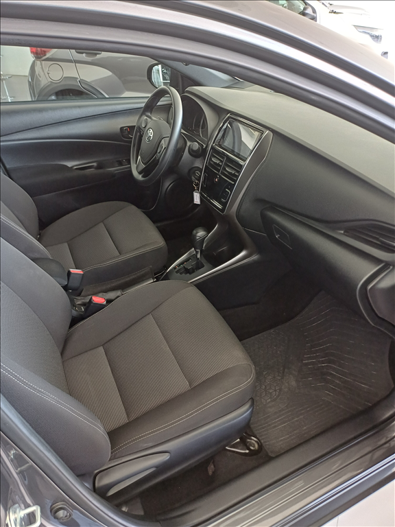 YARIS 1.5 16V FLEX XL MULTIDRIVE