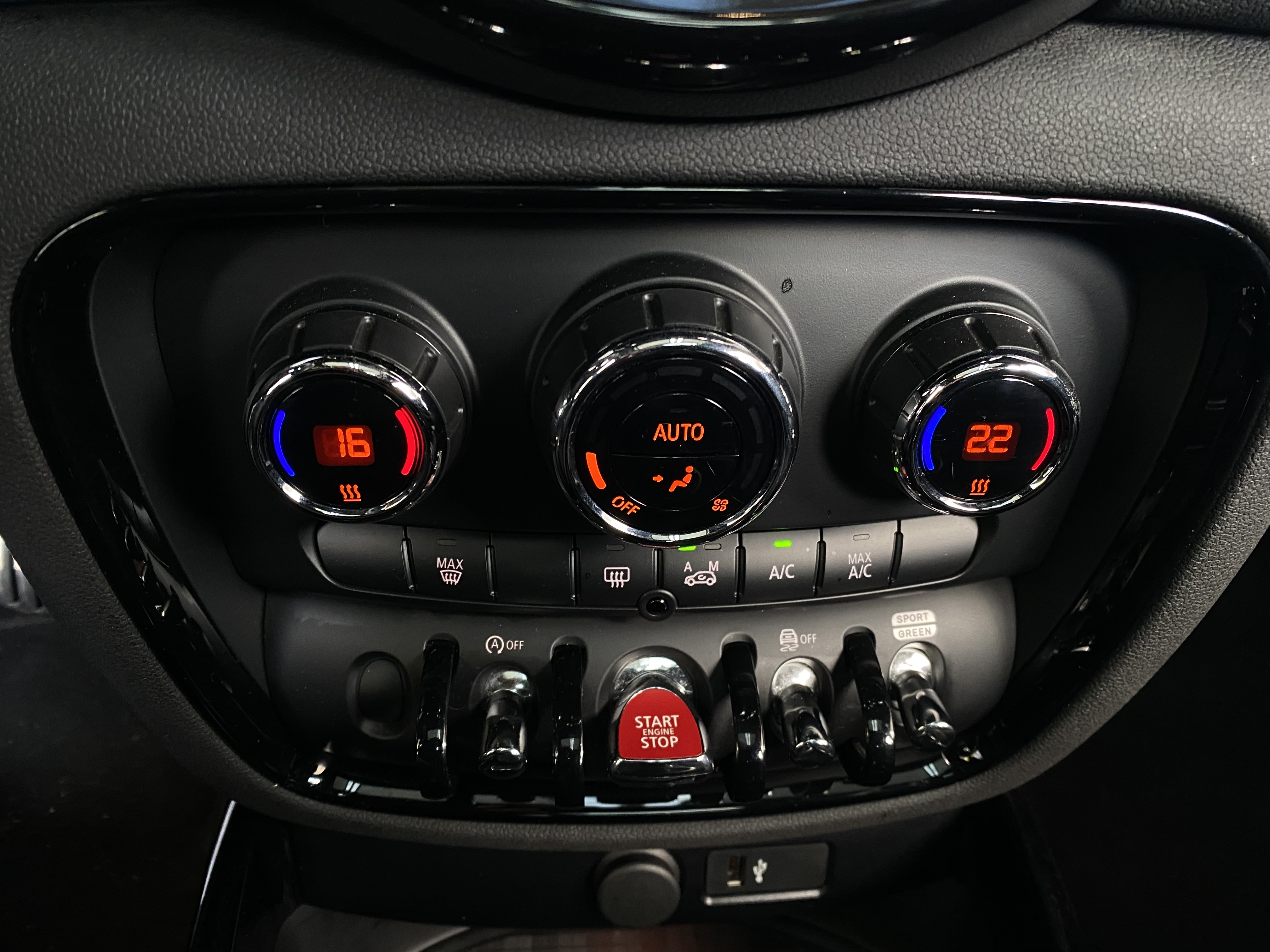 COUNTRYMAN 1.5 12V TWINPOWER TURBO HYBRID COOPER S E EXCLUSIVE ALL4 STEPTRONIC10