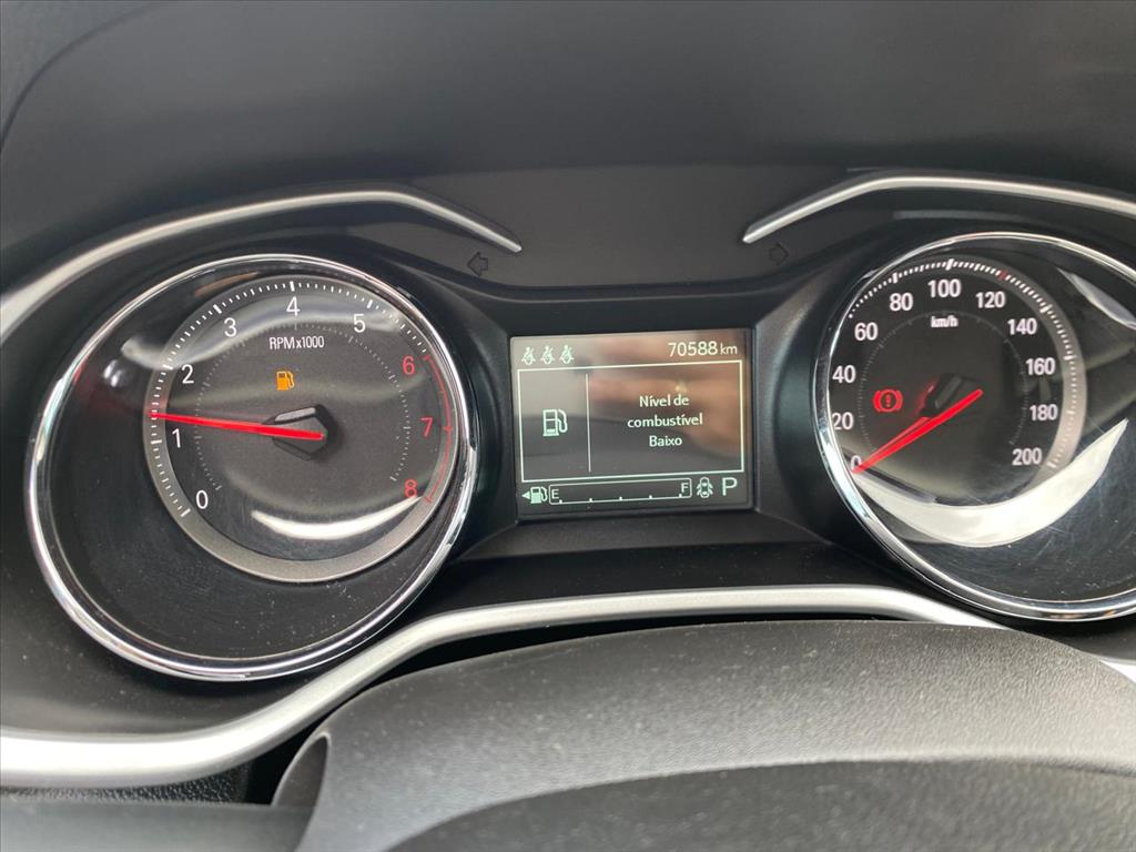 ONIX 1.0 TURBO FLEX PREMIER AUTOMÁTICO9