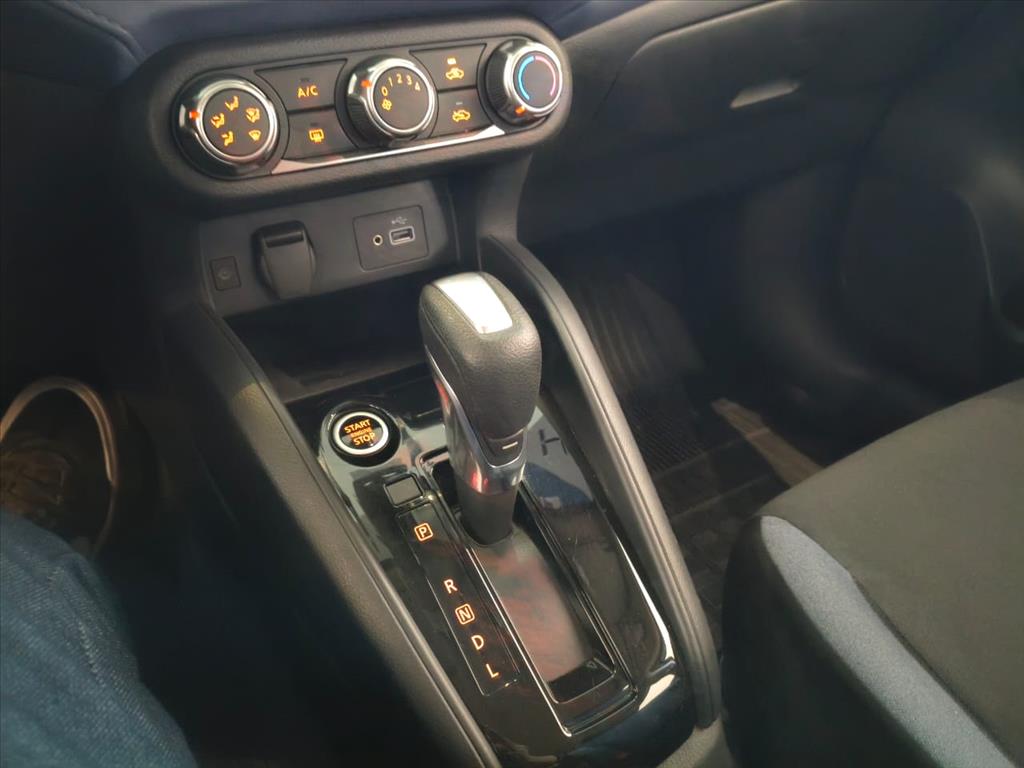 Nissan-VERSA-1.6 16V FLEX ADVANCE XTRONIC