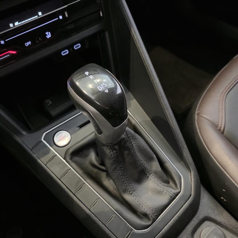 VIRTUS 1.0 200 TSI HIGHLINE AUTOMÁTICO11