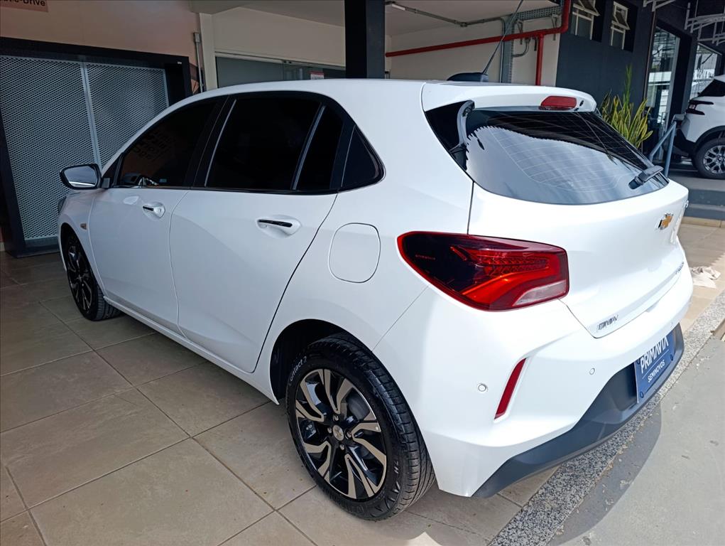 ONIX 1.0 TURBO FLEX PREMIER AUTOMÁTICO3