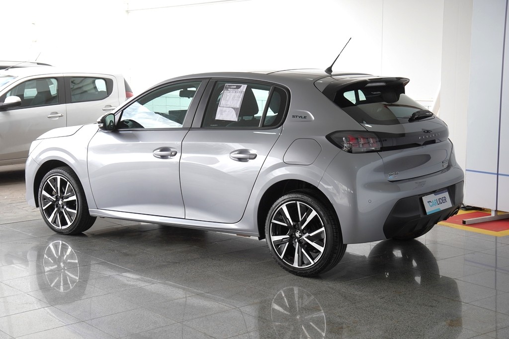 208 1.0 TURBO 200 FLEX STYLE CVT5