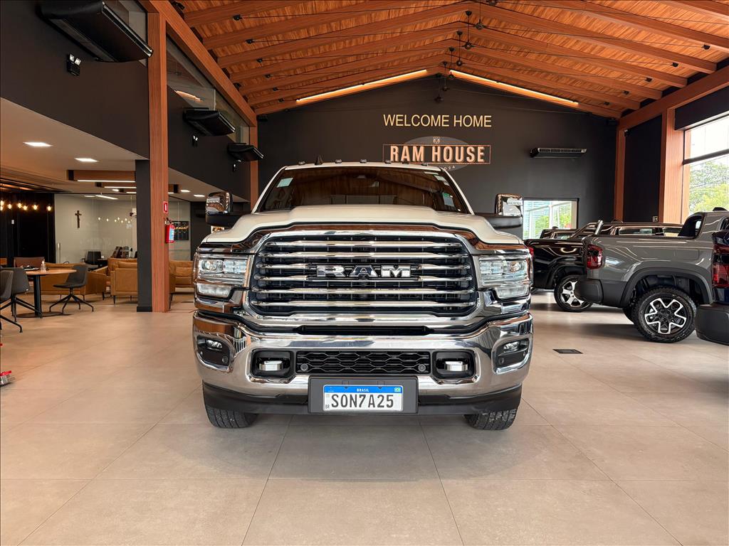 3500 6.7 I6 TURBO DIESEL LIMITED LONGHORN CD 4X4  AUTOMÁTICO1