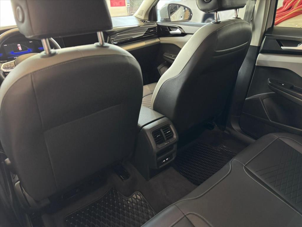 TAOS 1.4 250 TSI TOTAL FLEX COMFORTLINE AUTOMÁTICO9