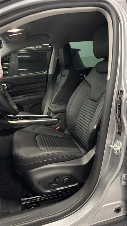 COMMANDER 1.3 T270 TURBO FLEX LONGITUDE AT611