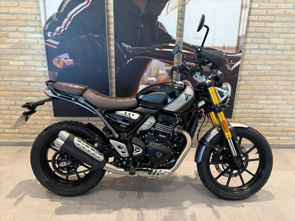 TRIUMPH-SCRAMBLER-400 X