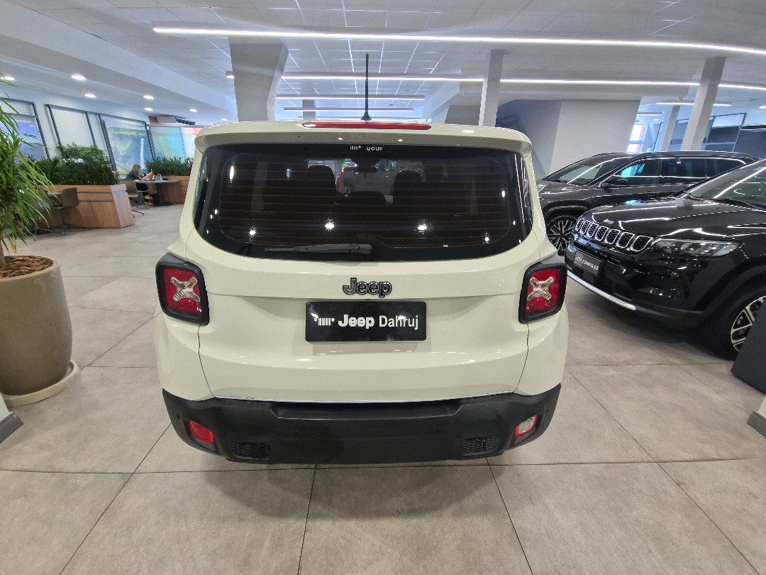 RENEGADE 1.8 16V FLEX 4P AUTOMÁTICO3