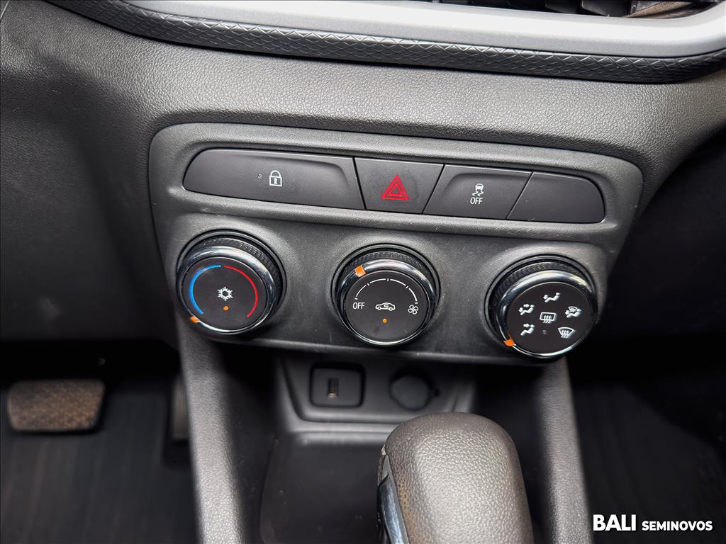 TRACKER 1.0 TURBO FLEX LTZ AUTOMÁTICO15