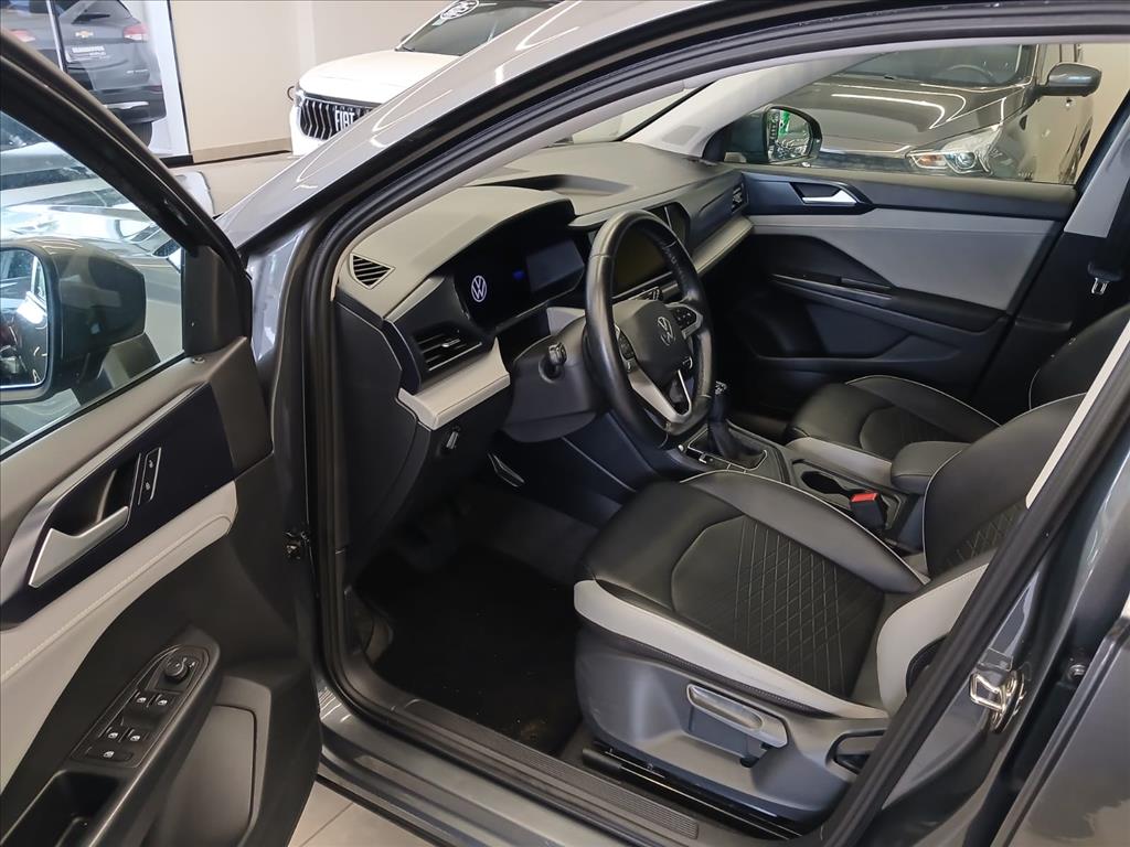 TAOS 1.4 250 TSI TOTAL FLEX COMFORTLINE AUTOMÁTICO5