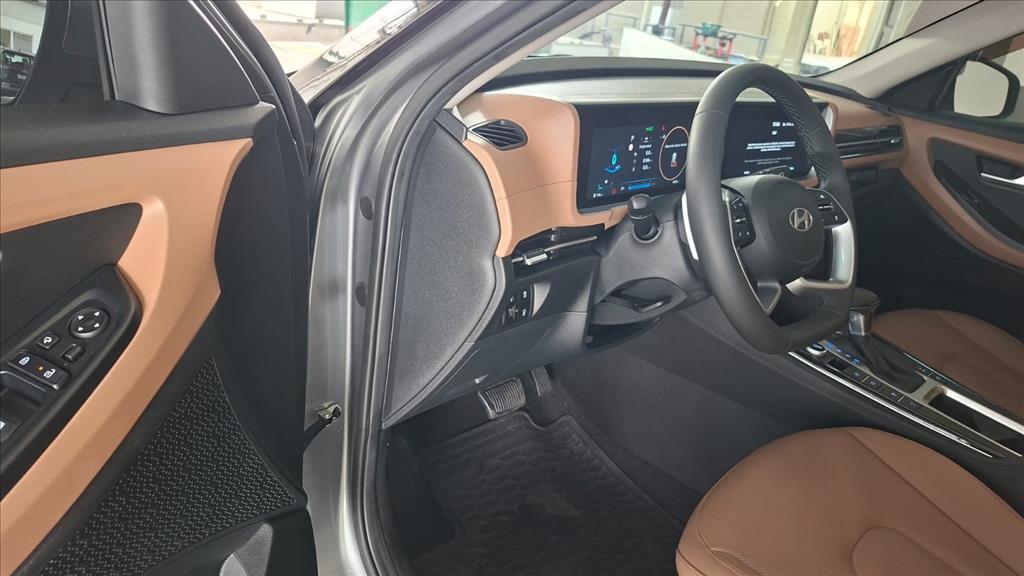 Hyundai-CRETA-1.0 TGDI FLEX PLATINUM AUTOMÁTICO