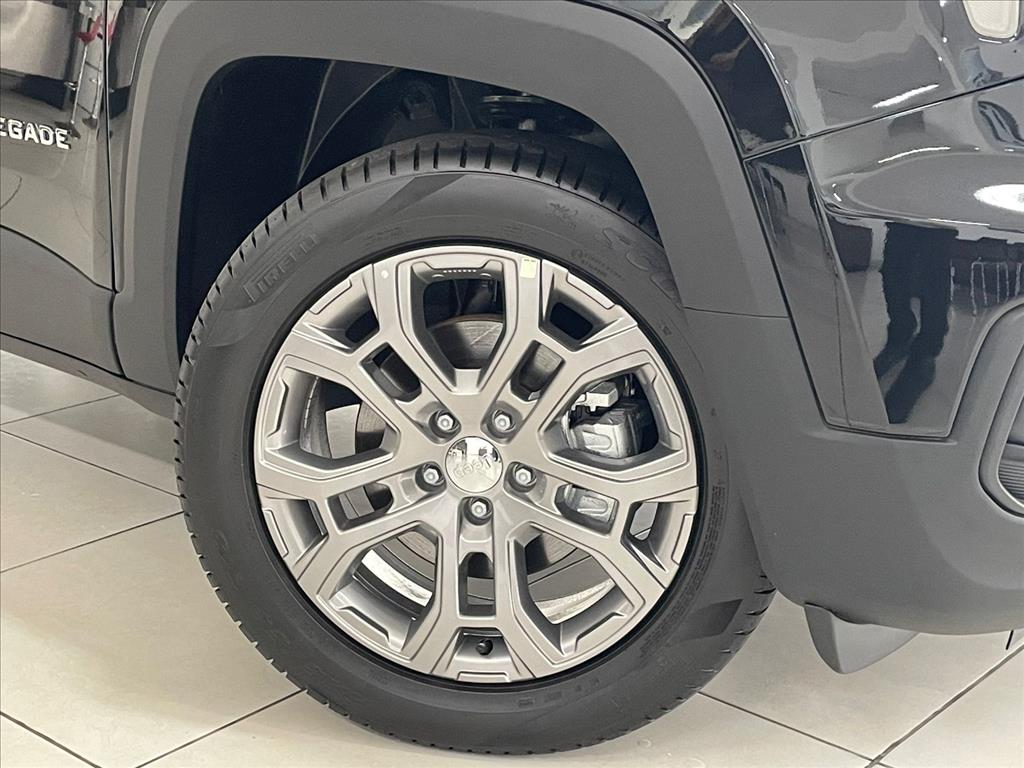 RENEGADE 1.3 T270 TURBO FLEX LONGITUDE AT62