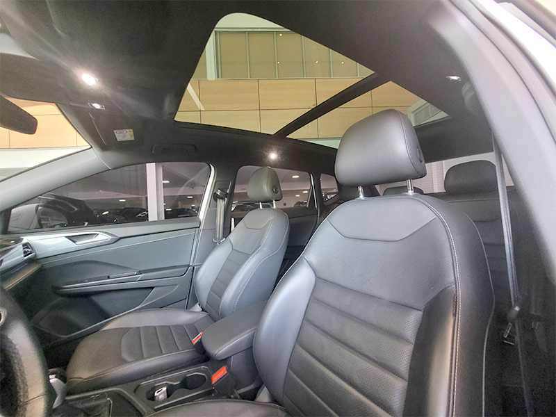 TAOS 1.4 250 TSI TOTAL FLEX HIGHLINE AUTOMÁTICO9