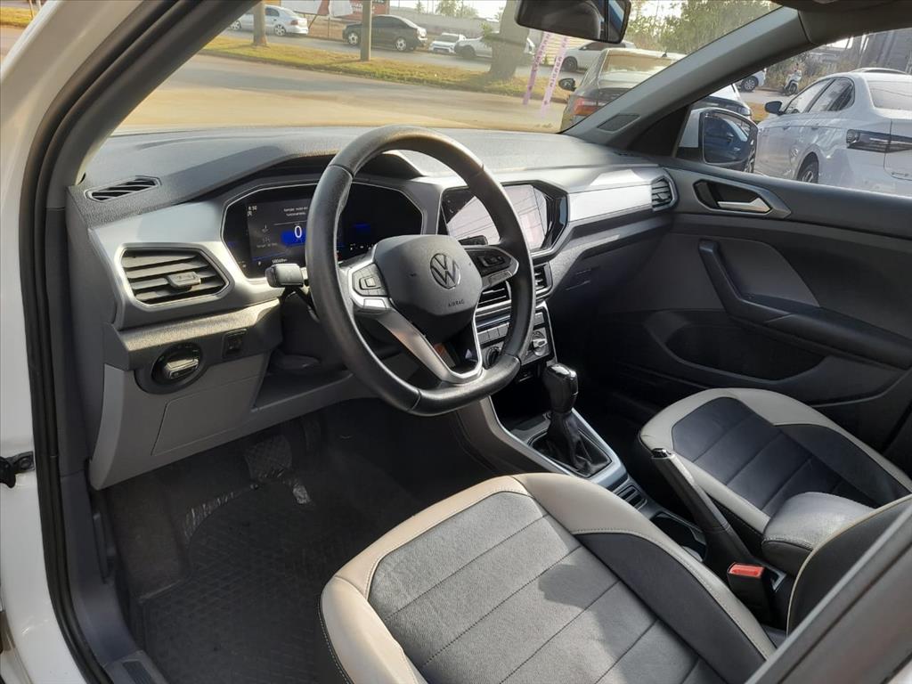 T-CROSS 1.0 200 TSI TOTAL FLEX AUTOMÁTICO