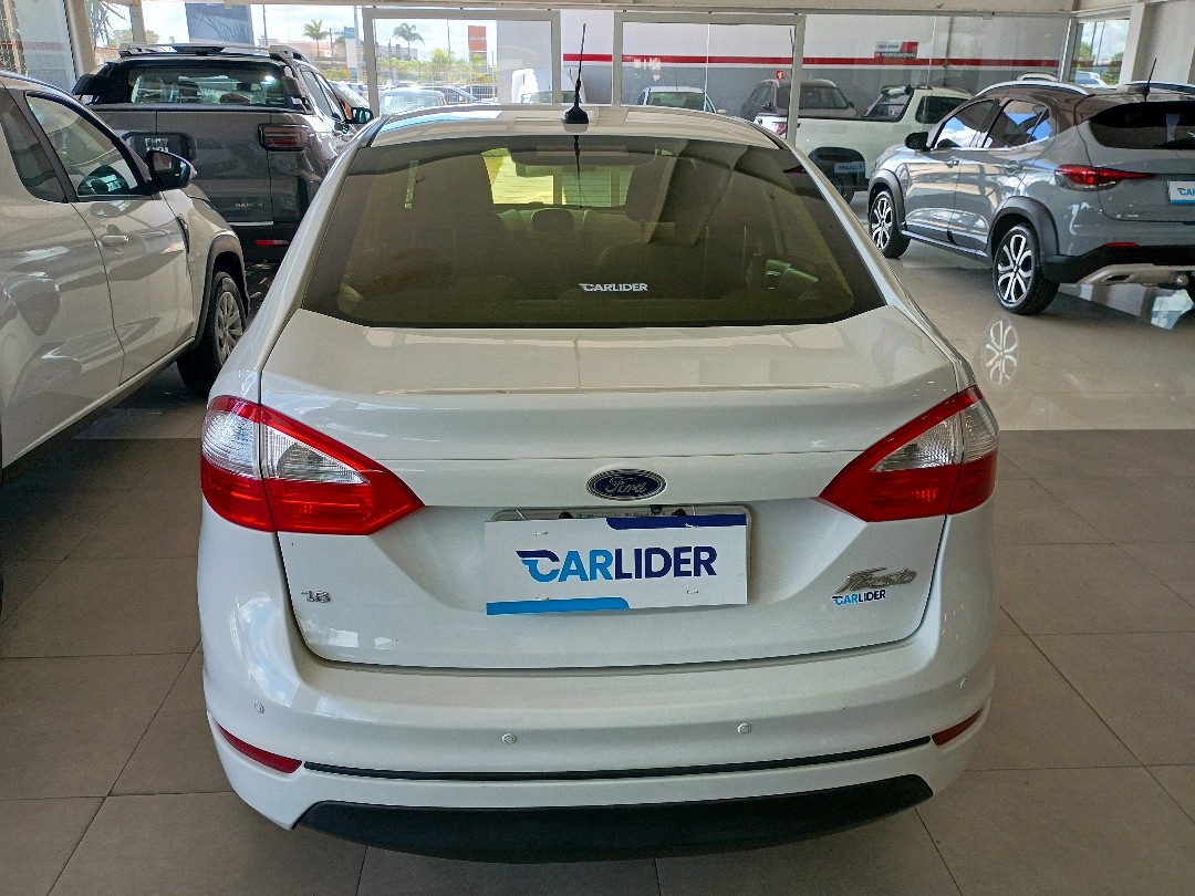FIESTA 1.6 SE SEDAN 16V FLEX 4P POWERSHIFT1