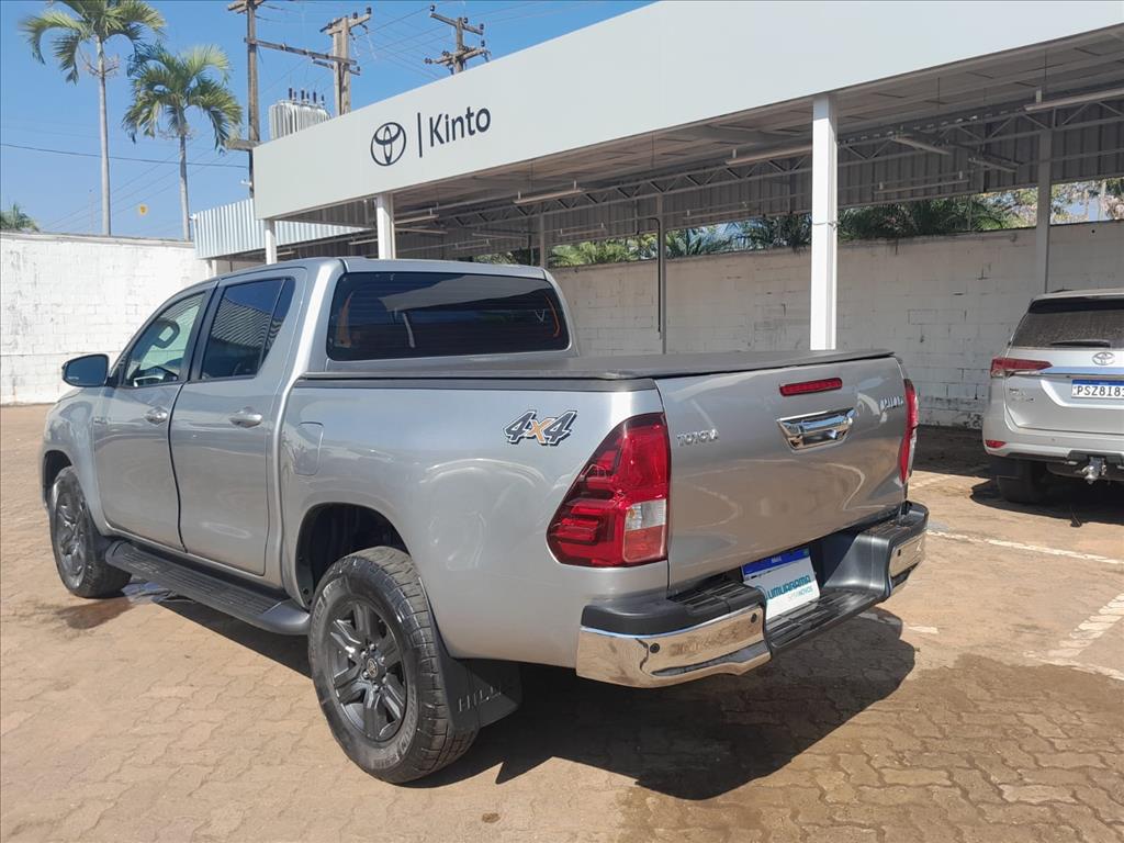 HILUX 2.8 D-4D TURBO DIESEL CD SRV 4X4 AUTOMÁTICO