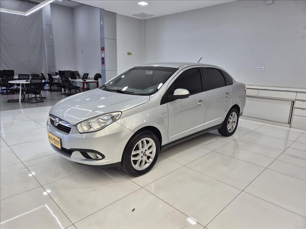 GRAND SIENA 1.6 MPI ESSENCE 16V FLEX 4P MANUAL GRAND SIENA 1.6 MPI ESSENCE 16V FLEX 4P MANUAL