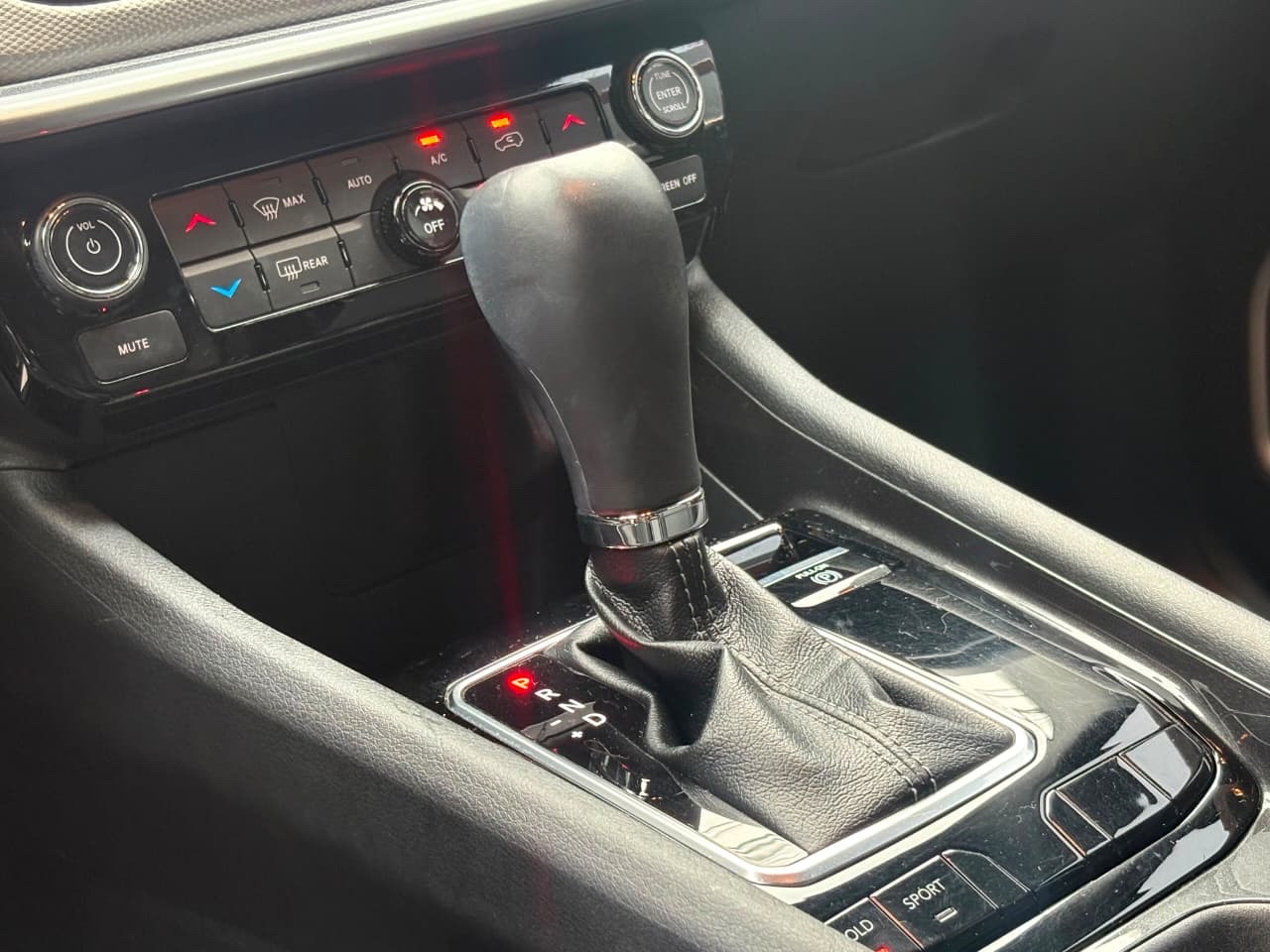 COMPASS 1.3 T270 TURBO FLEX LONGITUDE AT610