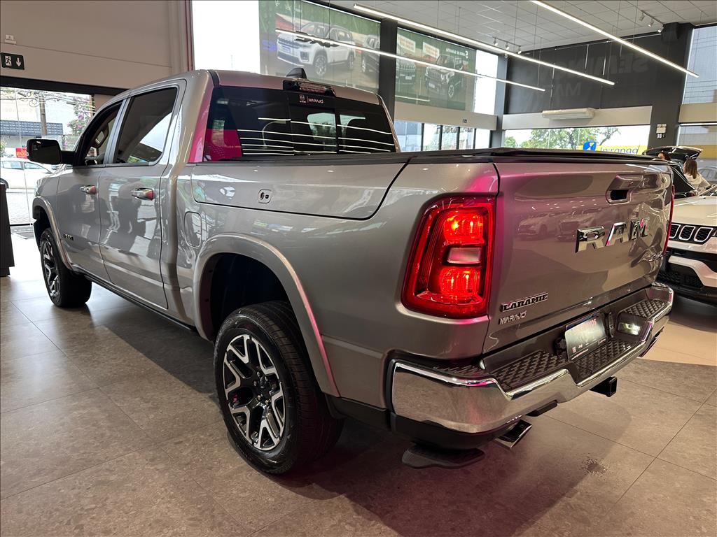 1500 3.0 HURRICANE 6 BITURBO GASOLINA LARAMIE CD 4X4 AUTOMÁTICO19