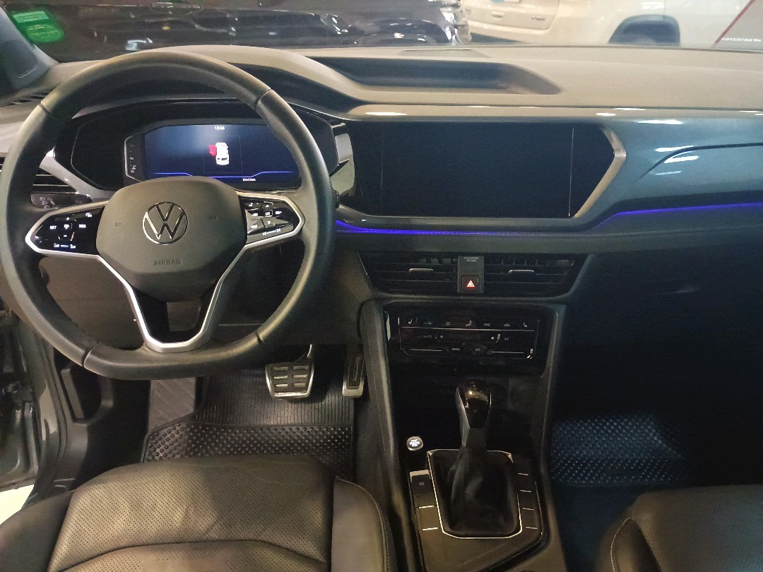TAOS 1.4 250 TSI TOTAL FLEX HIGHLINE AUTOMÁTICO9