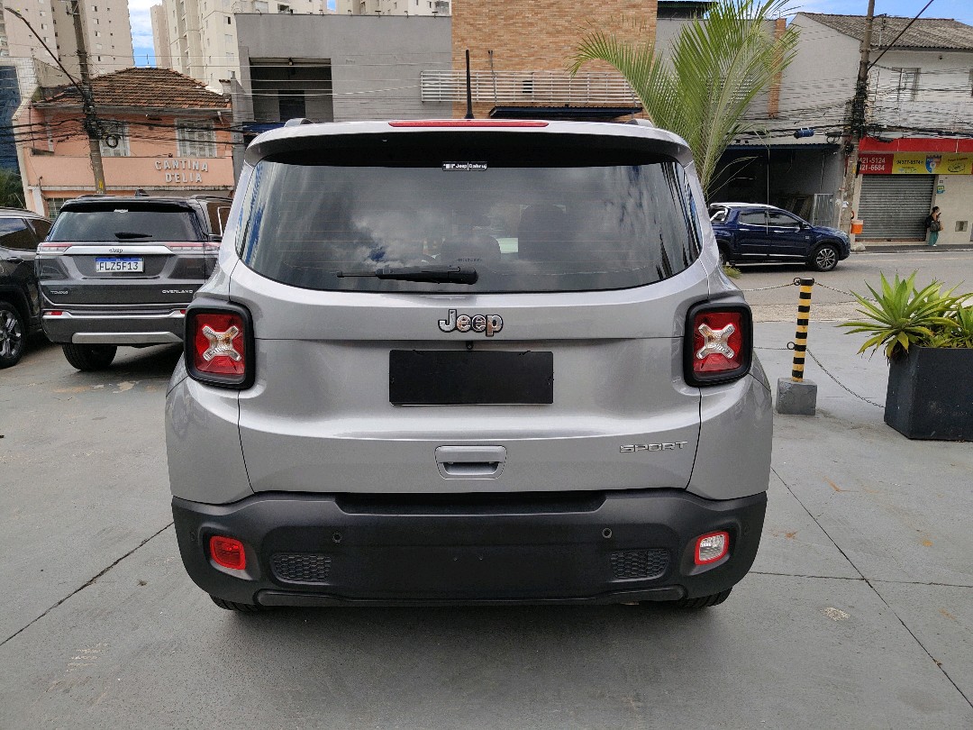 RENEGADE 1.8 16V FLEX SPORT 4P AUTOMÁTICO3
