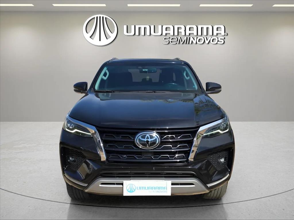 HILUX 2.8 D-4D TURBO DIESEL CD SRX 4X4 AUTOMÁTICO0