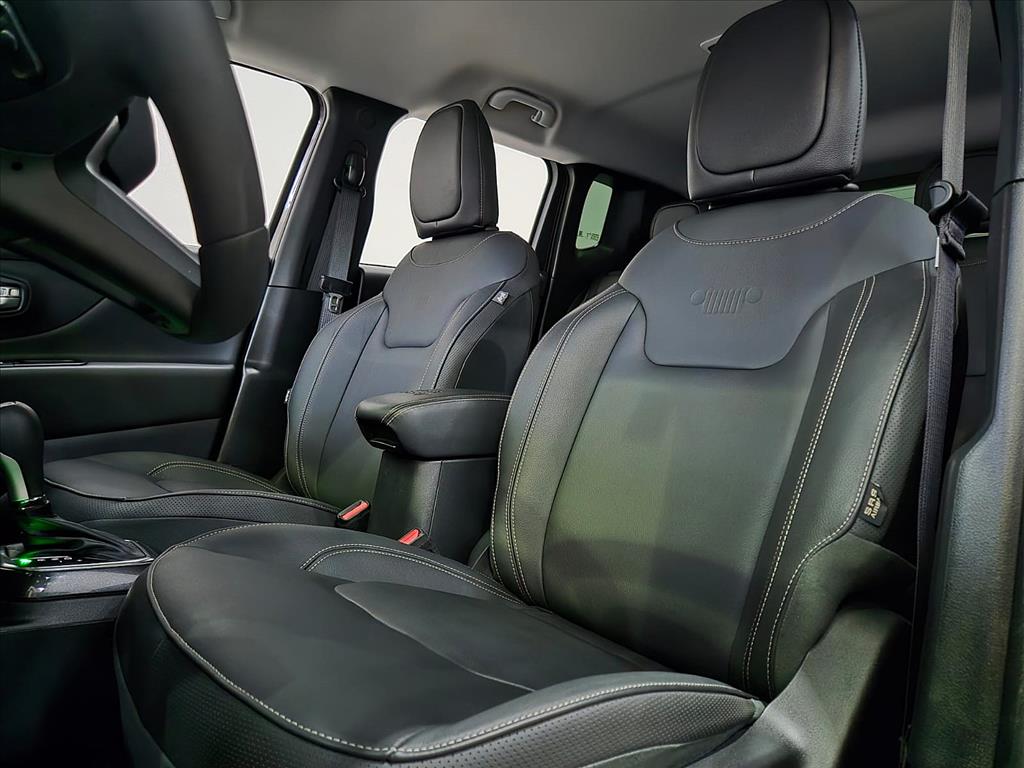 Jeep-RENEGADE-1.3 T270 TURBO FLEX LONGITUDE AT6