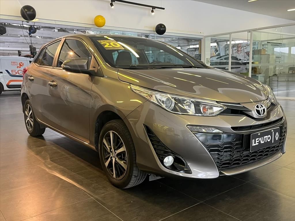 YARIS 1.5 16V FLEX XLS CONNECT MULTIDRIVE