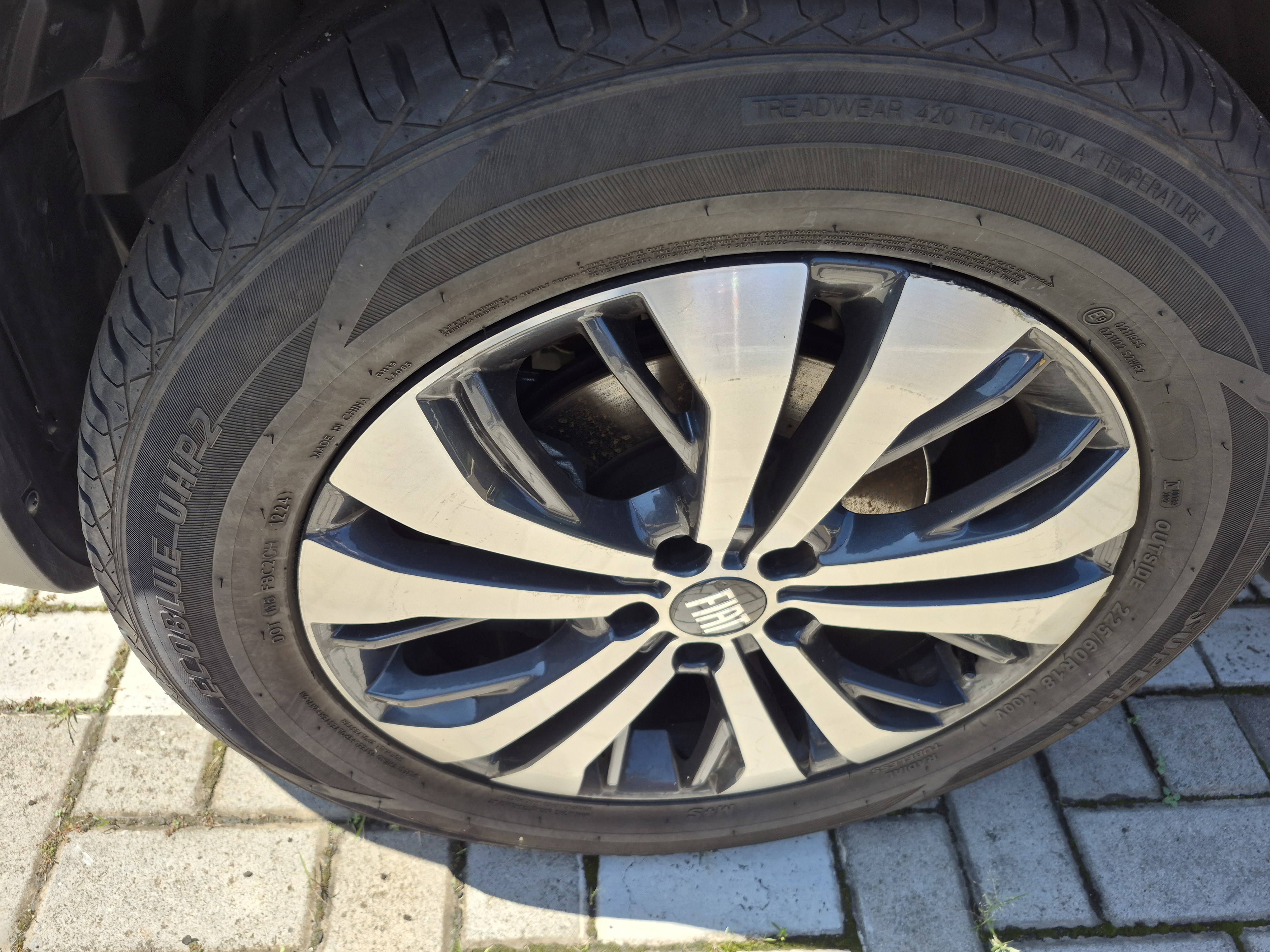 Foto ilustrativa do carro