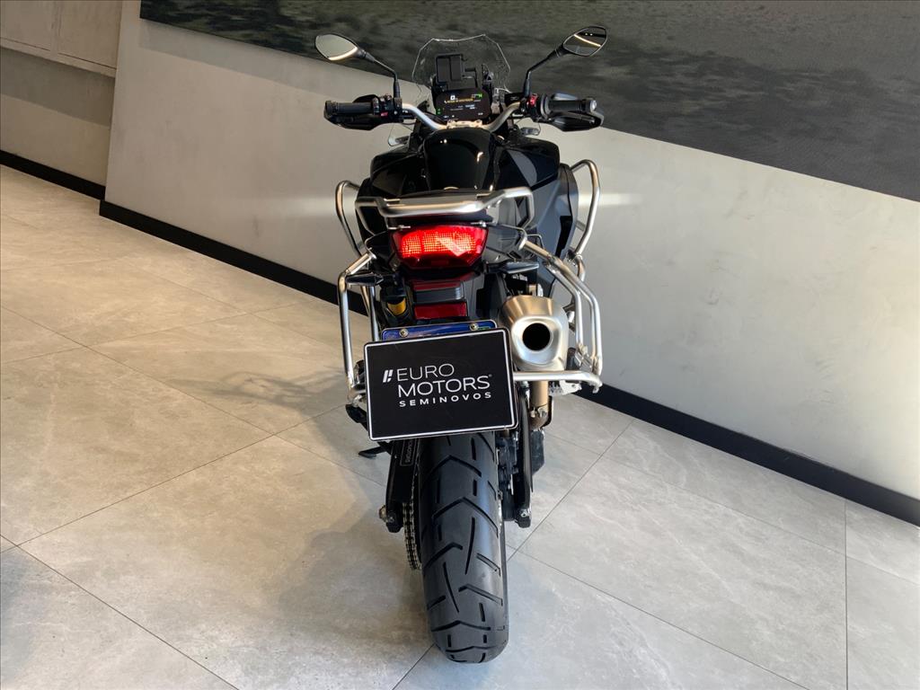 BMW Motorrad-F-900 GS ADVENTURE