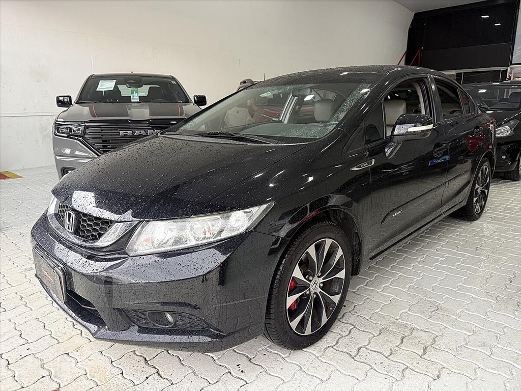 Honda Civic - 2.0 LXR 16V FLEX 4P AUTOMÁTICO