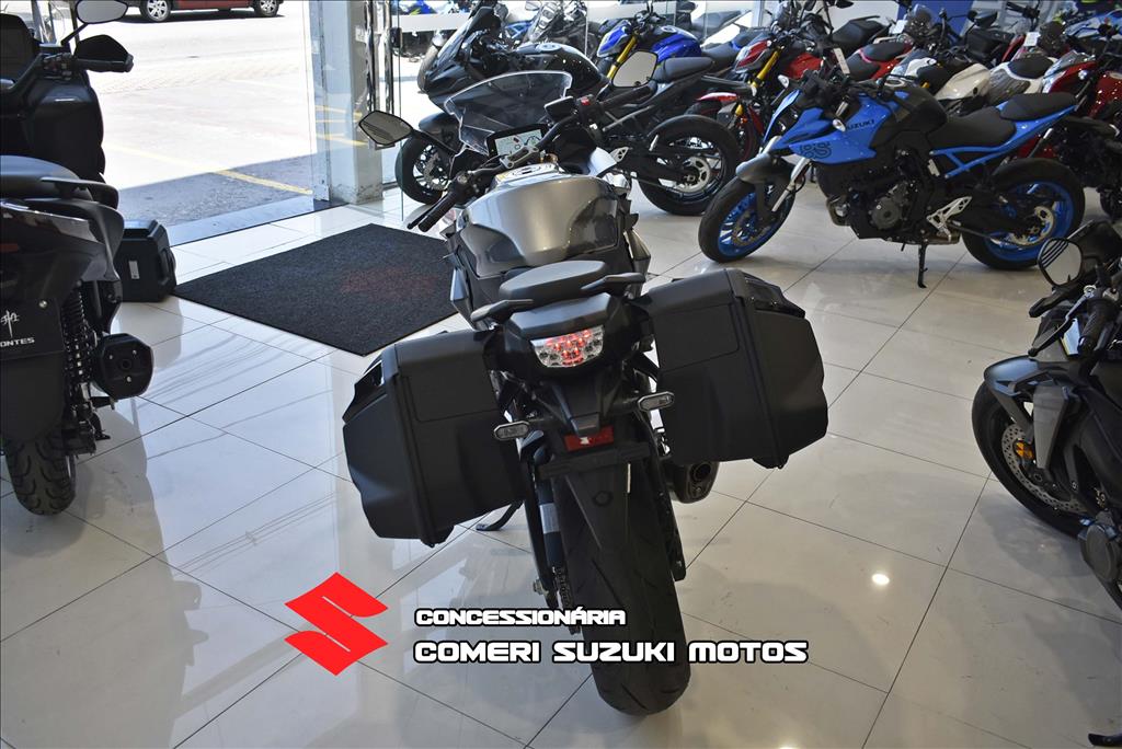 GSX-S 1000GT ABS14