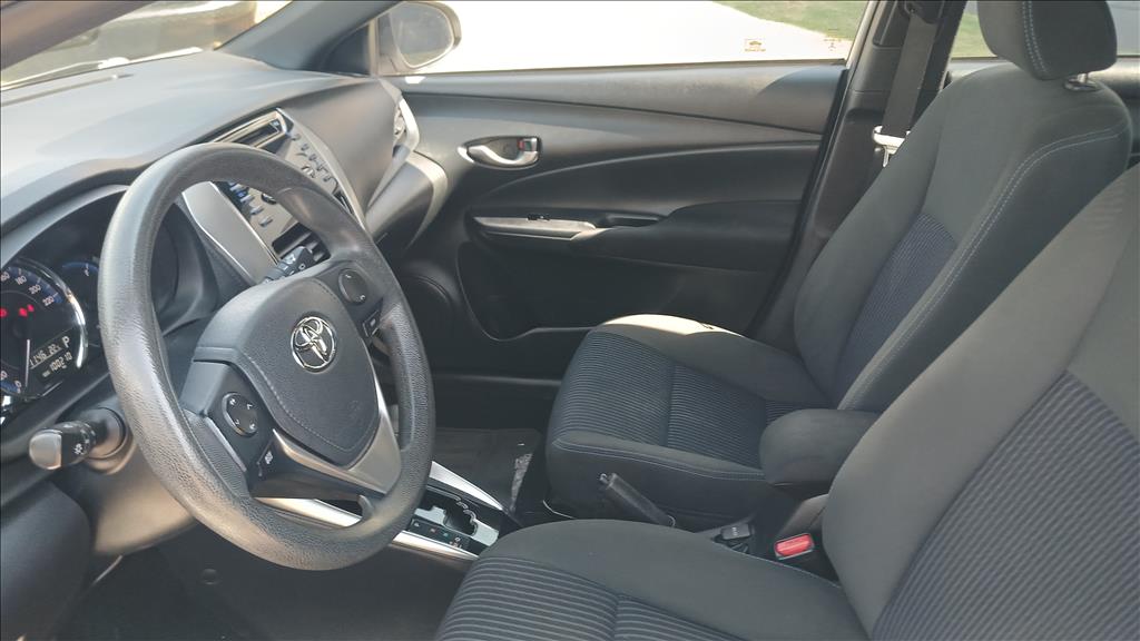 YARIS 1.3 16V FLEX XL MULTIDRIVE11