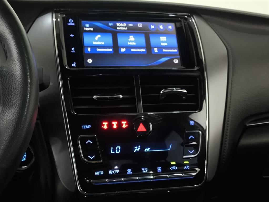 YARIS 1.5 16V FLEX SEDAN XLS MULTIDRIVE11