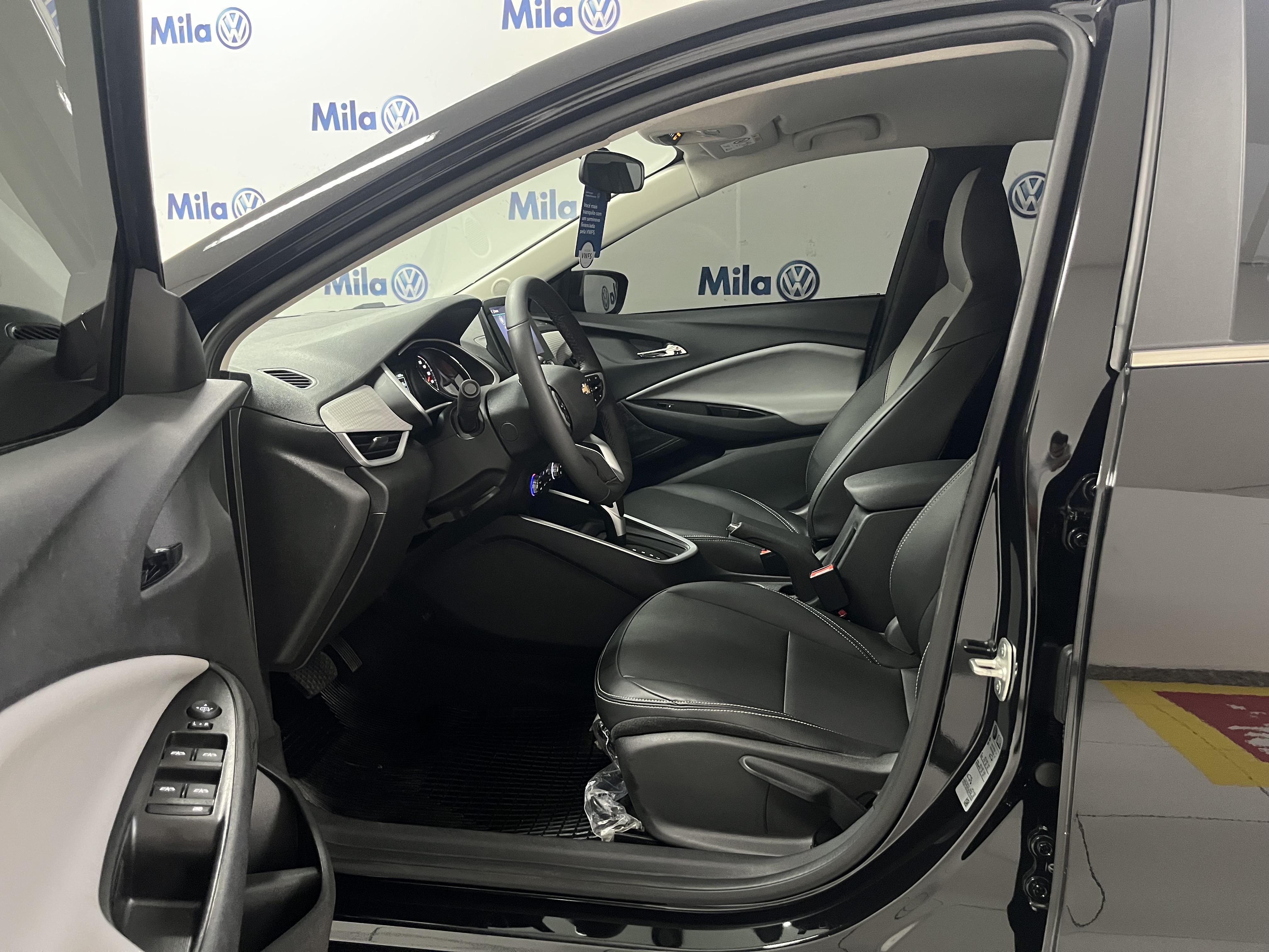 ONIX 1.0 TURBO FLEX PREMIER AUTOMÁTICO4