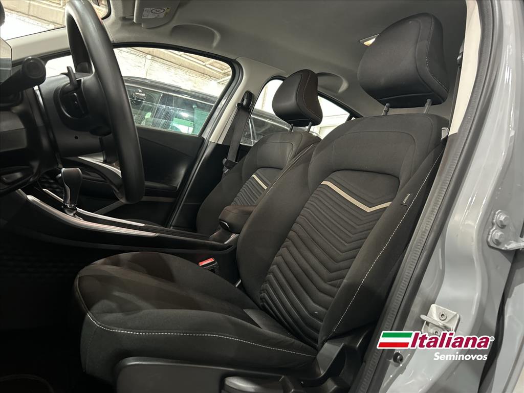 FASTBACK 1.0 TURBO 200 FLEX CVT6