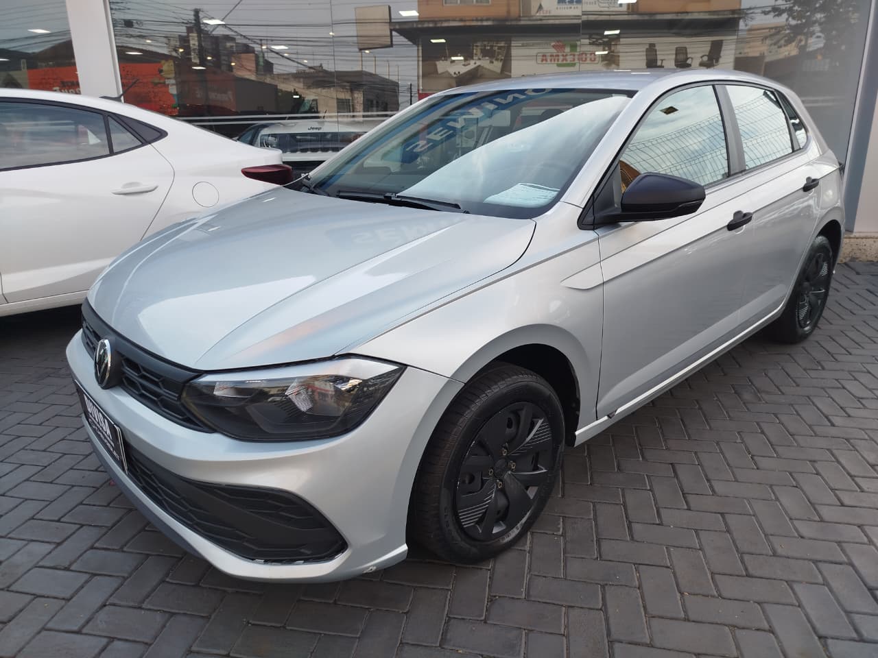 VOLKSWAGEN POLO 1.0 MPI TRACK MANUAL