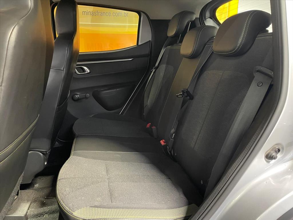 KWID 1.0 12V SCE FLEX OUTSIDER MANUAL