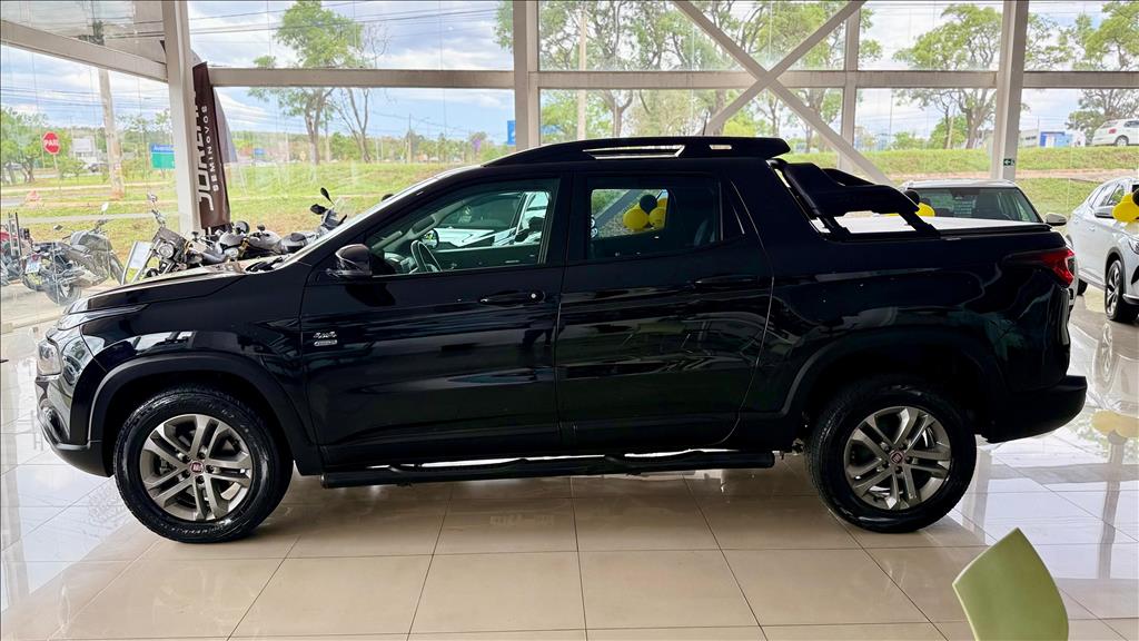 TORO 2.0 16V TURBO DIESEL FREEDOM 4WD AT96