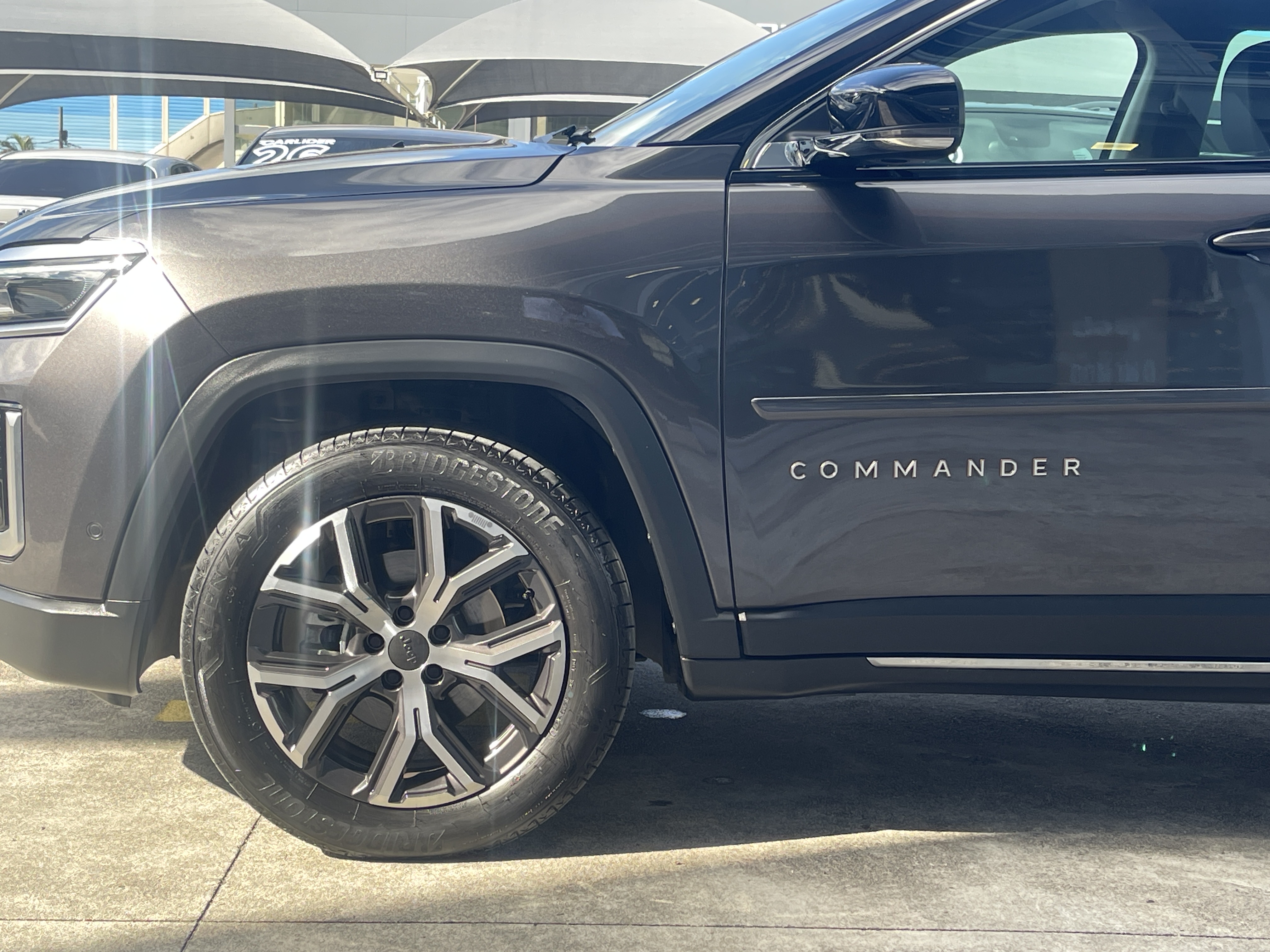 COMMANDER 1.3 T270 TURBO FLEX LIMITED AT618