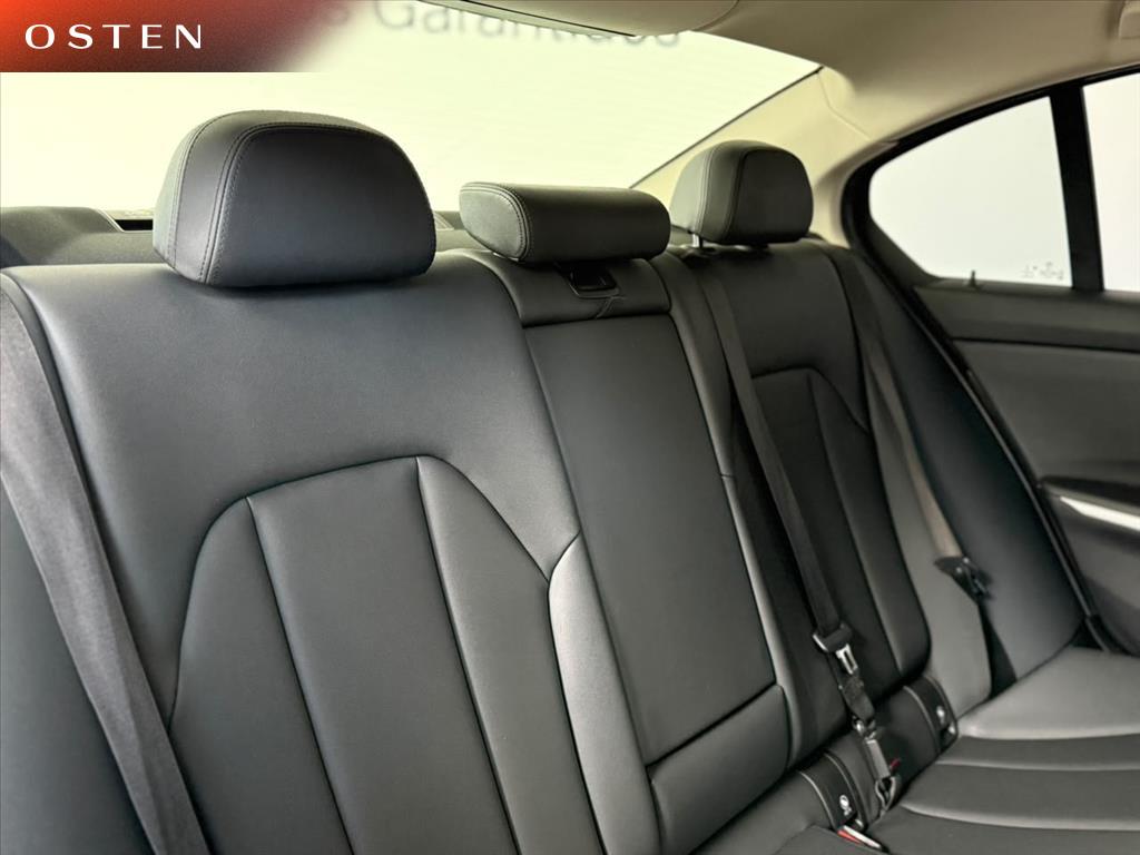 BMW-320i-2.0 16V TURBO GASOLINA SPORT AUTOMÁTICO
