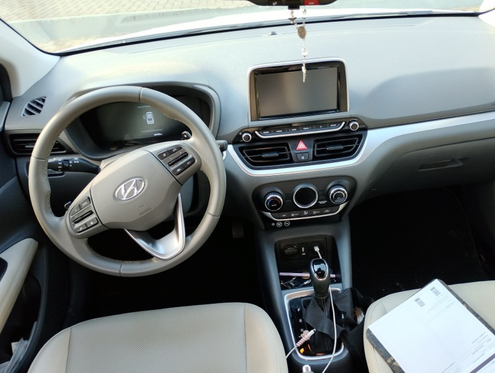 Hyundai-HB20S-1.0 TGDI FLEX PLATINUM SAFETY AUTOMÁTICO
