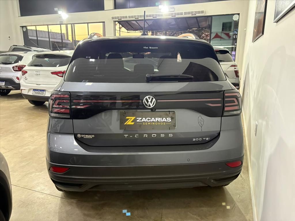T-CROSS 1.0 200 TSI TOTAL FLEX AUTOMÁTICO2